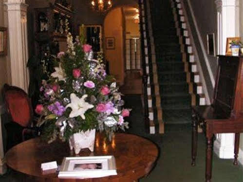 Kenmore Inn Fredericksburg Interior photo